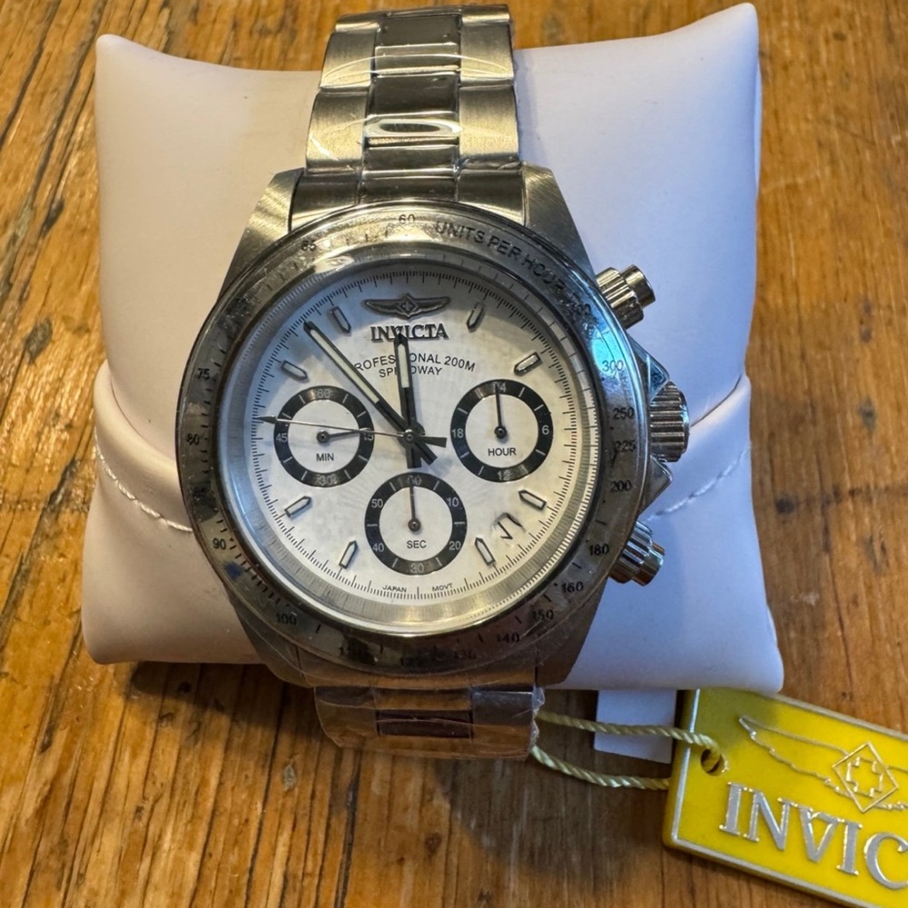 Invicta 9211 watch